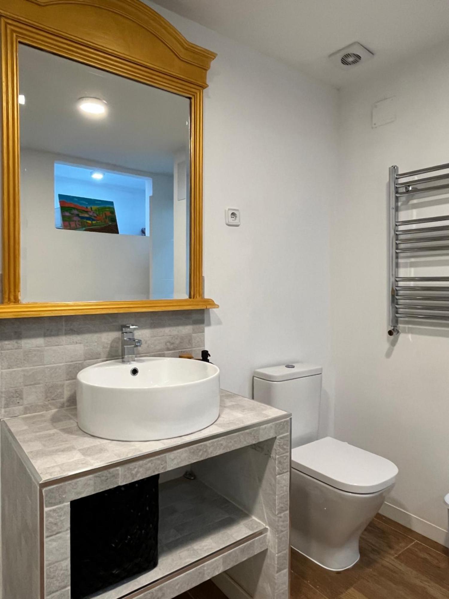 마드리드 Duplex Manzanares Izq Amarillo Temporal 아파트 외부 사진