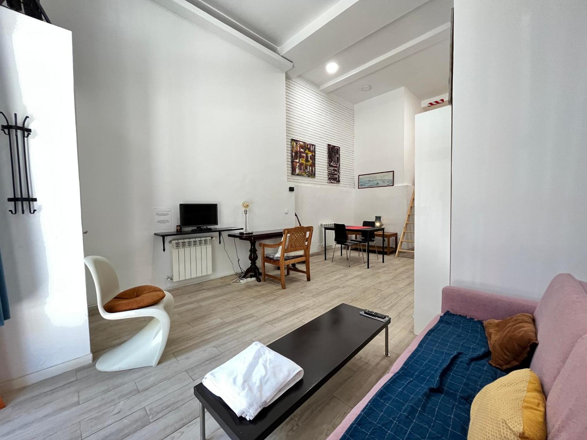 마드리드 Duplex Manzanares Izq Amarillo Temporal 아파트 외부 사진