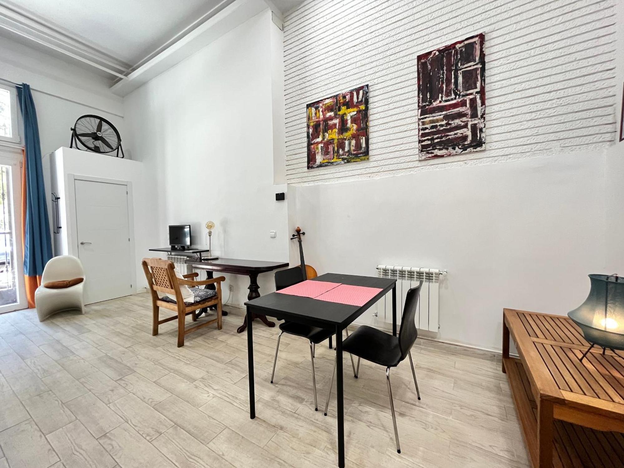 마드리드 Duplex Manzanares Izq Amarillo Temporal 아파트 외부 사진